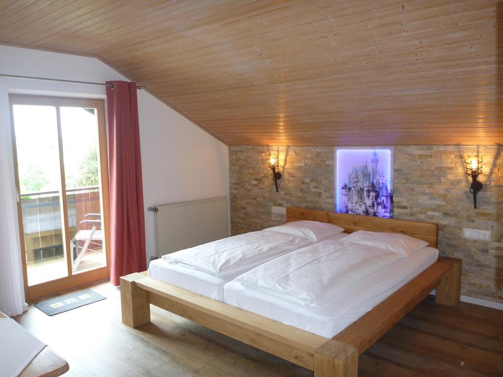 Gaestehaus Guggomos "Das Allgaeustyle" Fussen Ruang foto