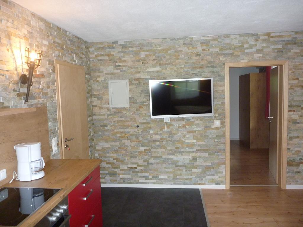 Gaestehaus Guggomos "Das Allgaeustyle" Fussen Bagian luar foto