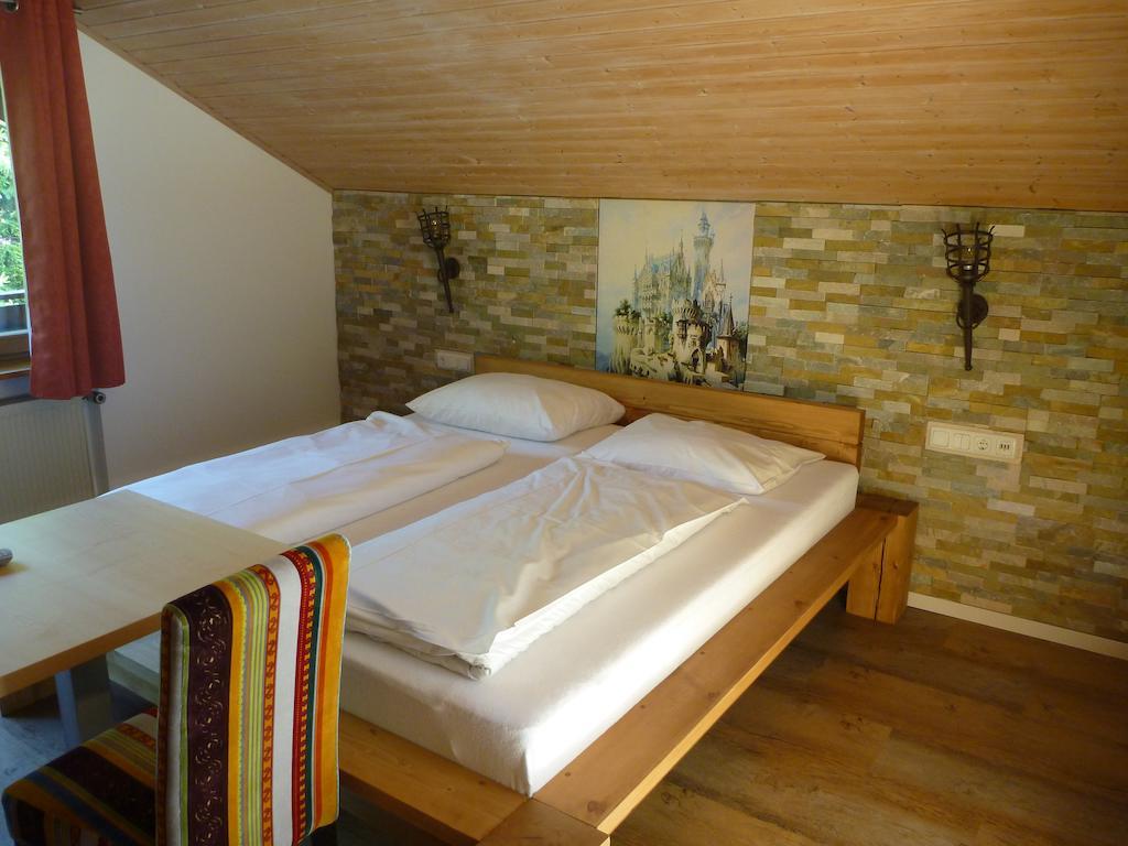 Gaestehaus Guggomos "Das Allgaeustyle" Fussen Ruang foto