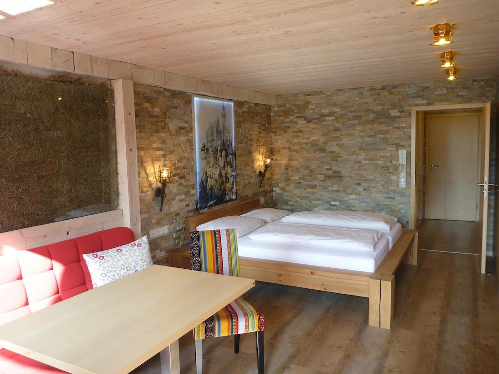Gaestehaus Guggomos "Das Allgaeustyle" Fussen Bagian luar foto