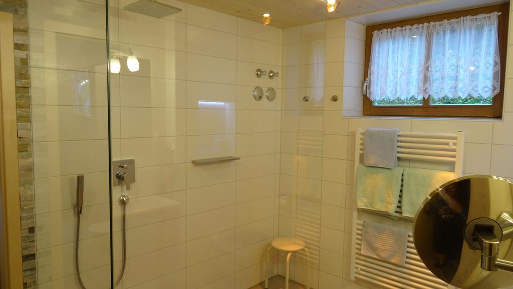 Gaestehaus Guggomos "Das Allgaeustyle" Fussen Bagian luar foto